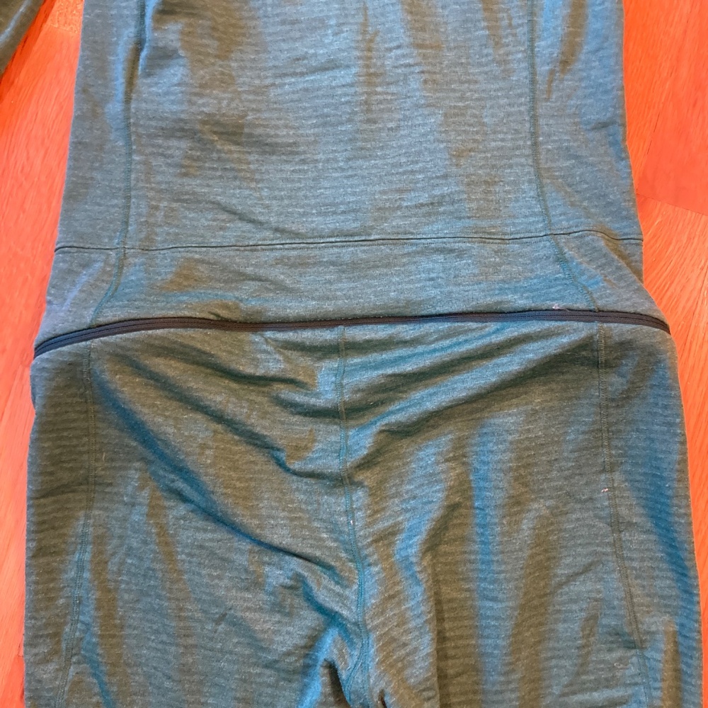 W's Patagonia Capilene Thermal One Piece Suit - Picture 6 of 9